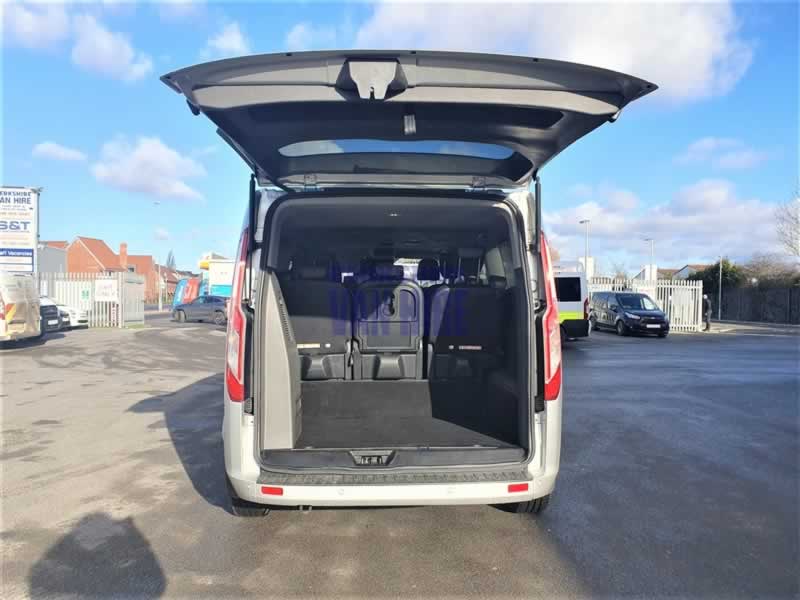 Rent a minibus Ford Tourneo Custom 8 seats - Car rental Taggart